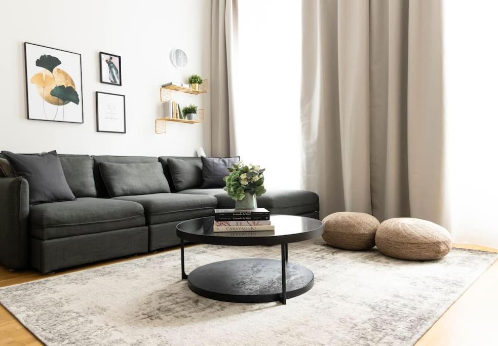 Franz 23 - Typical Viennese Apartment In The Heart Of Wien Ngoại thất bức ảnh